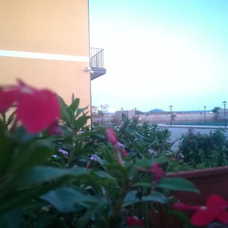 I Colori Dell'Etna Acomodação com café da manhã San Giovanni La Punta Exterior foto